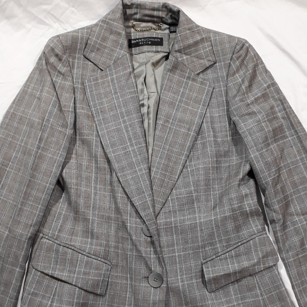 Dana Buchman Petite Grey Suit Jacket Blazer Size 8